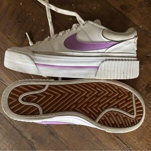 Nike Court Legacy Lift